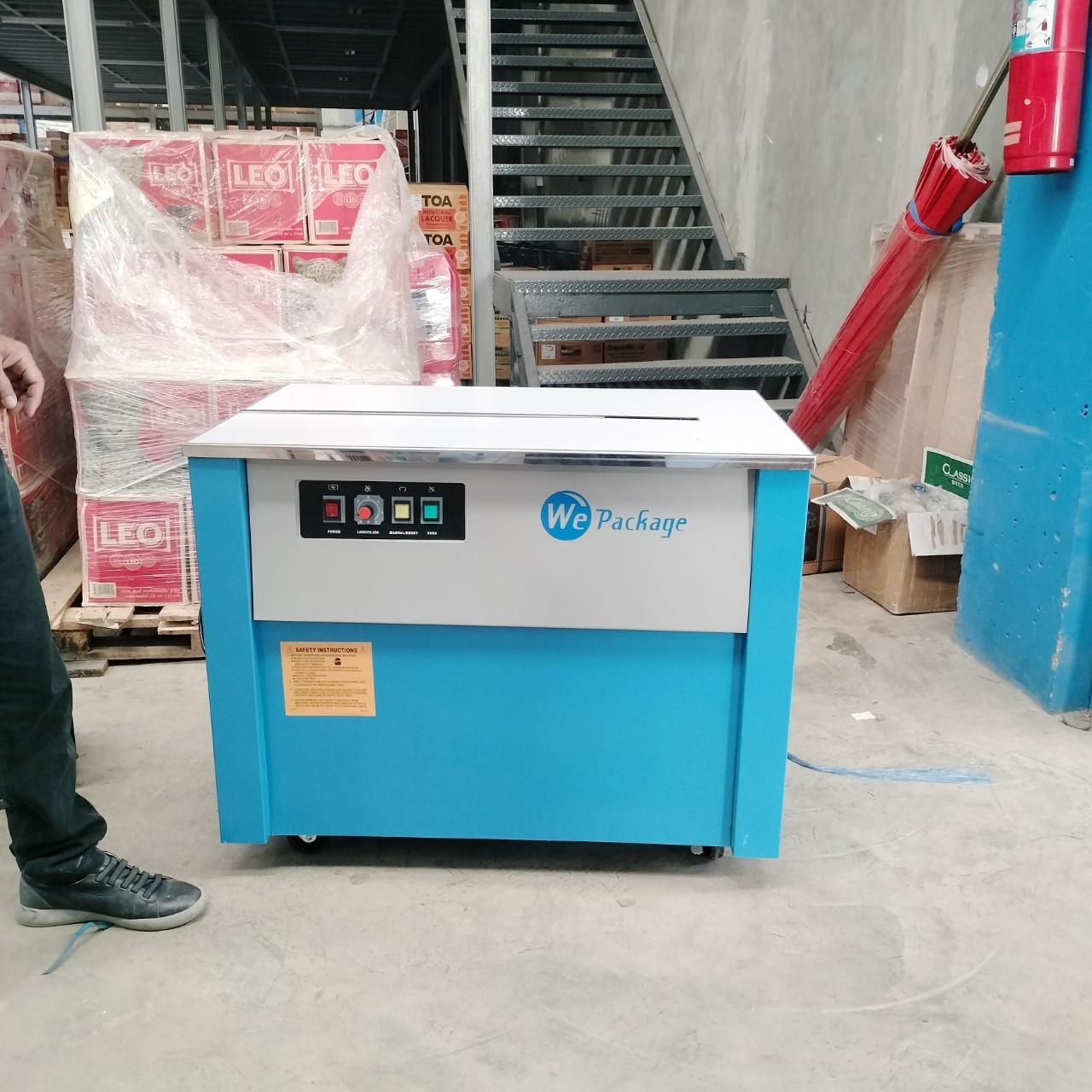 จัดส่งเครื่องรัดกล่อง รุ่น WE-801H โกดังเก็บสินค้า วังน้อย