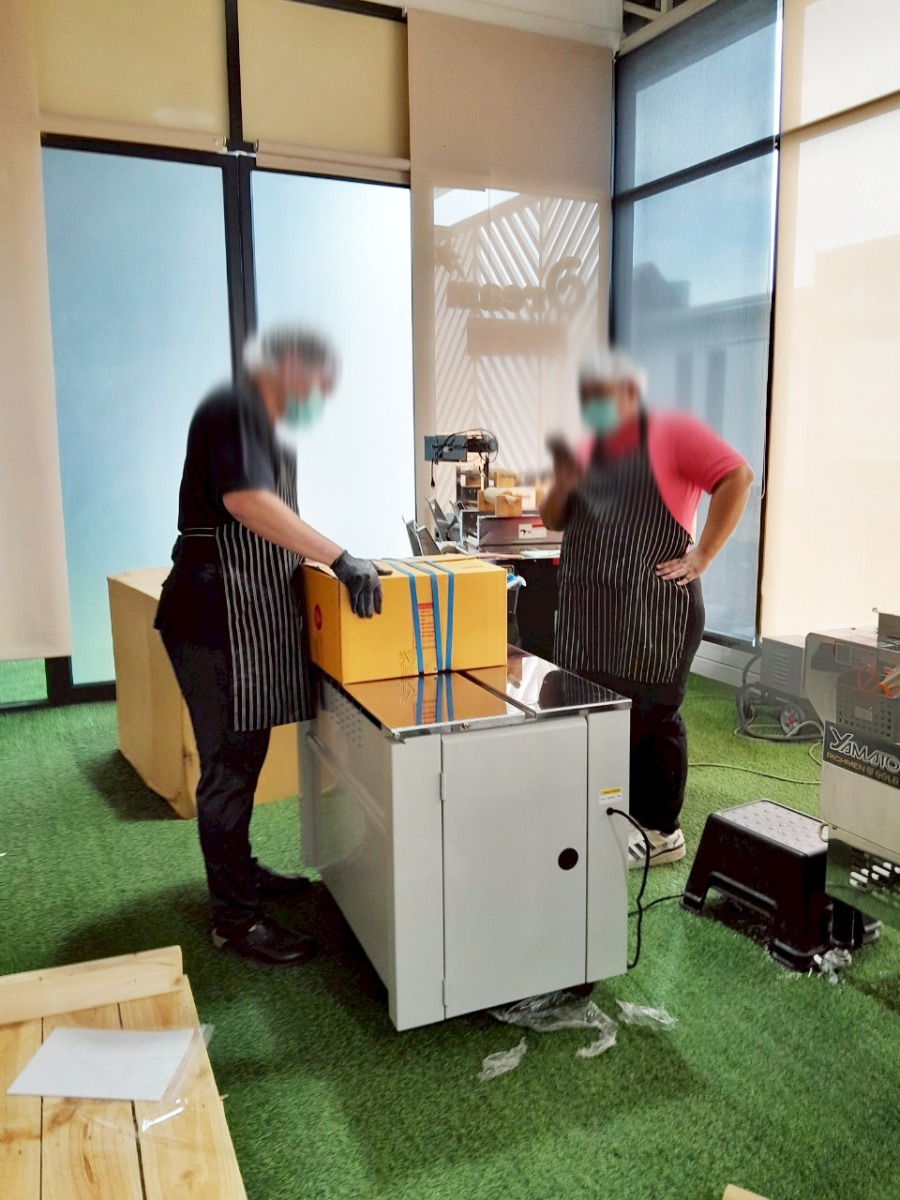 เครื่องรัดกล่องกึ่งอัตโนมัติ CHALI รุ่น JN-740