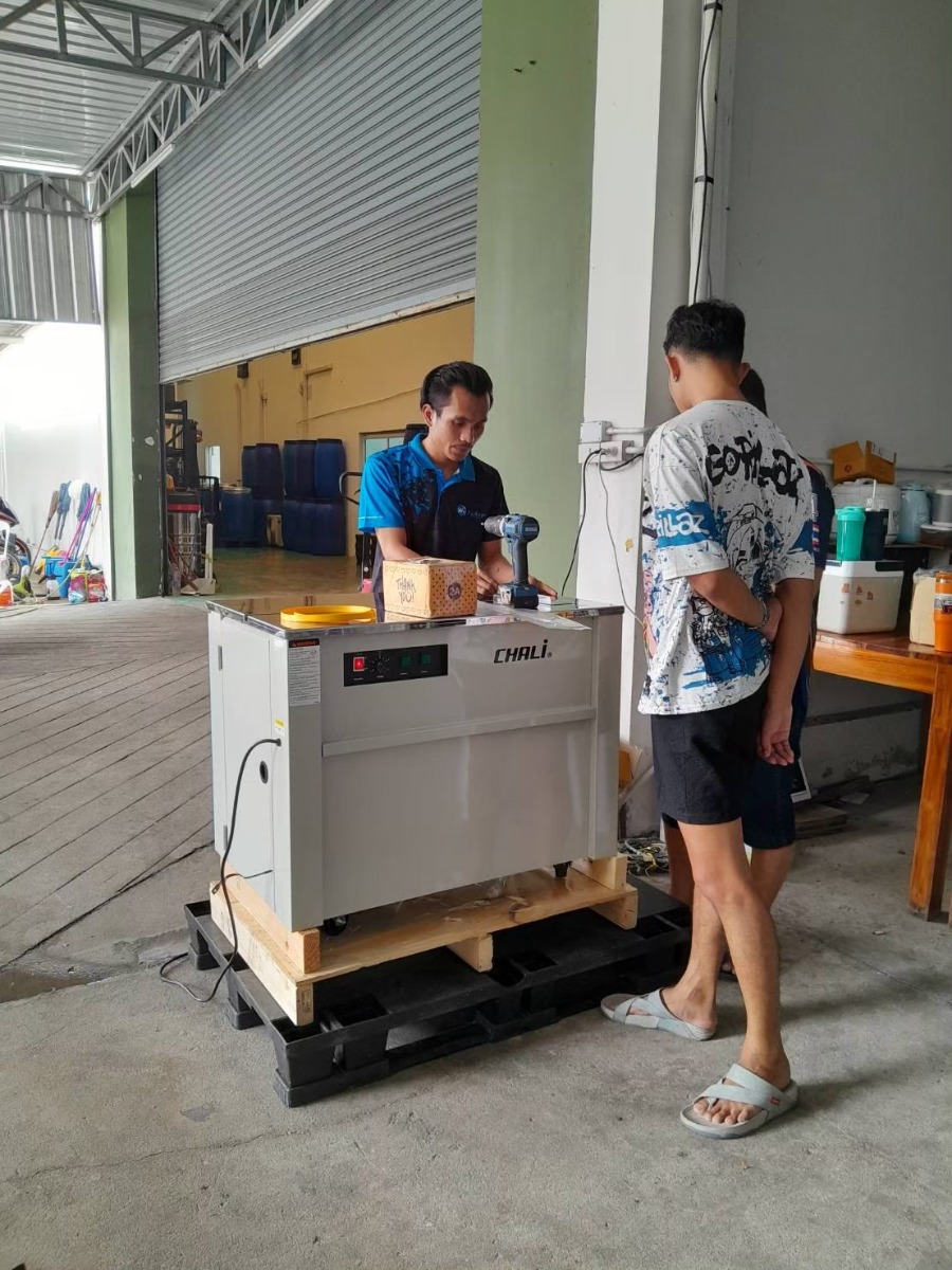 เครื่องรัดกล่องไต้หวัน chali รุ่น JN-740