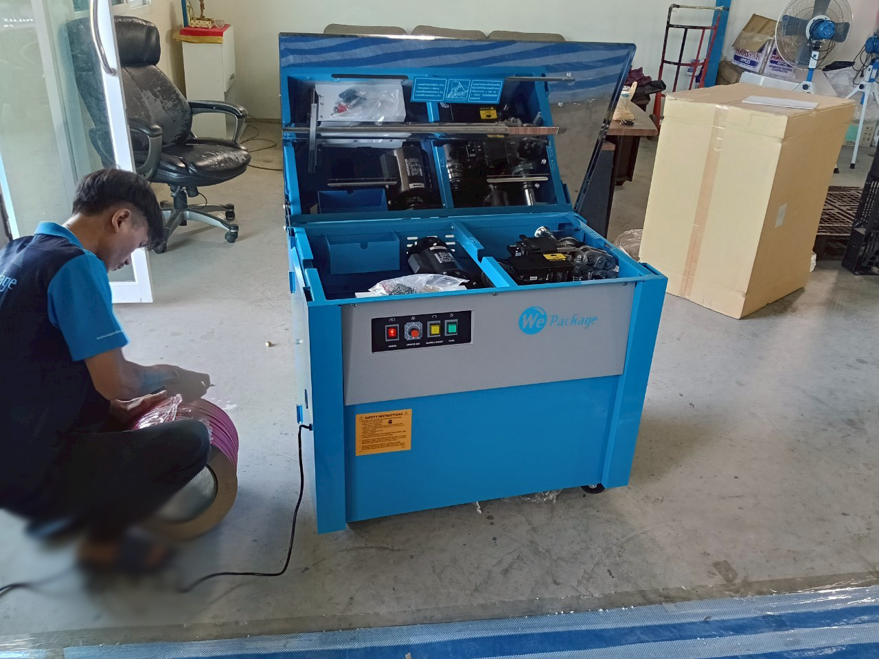 เครื่องรัดกล่อง รุ่น WE-801H
