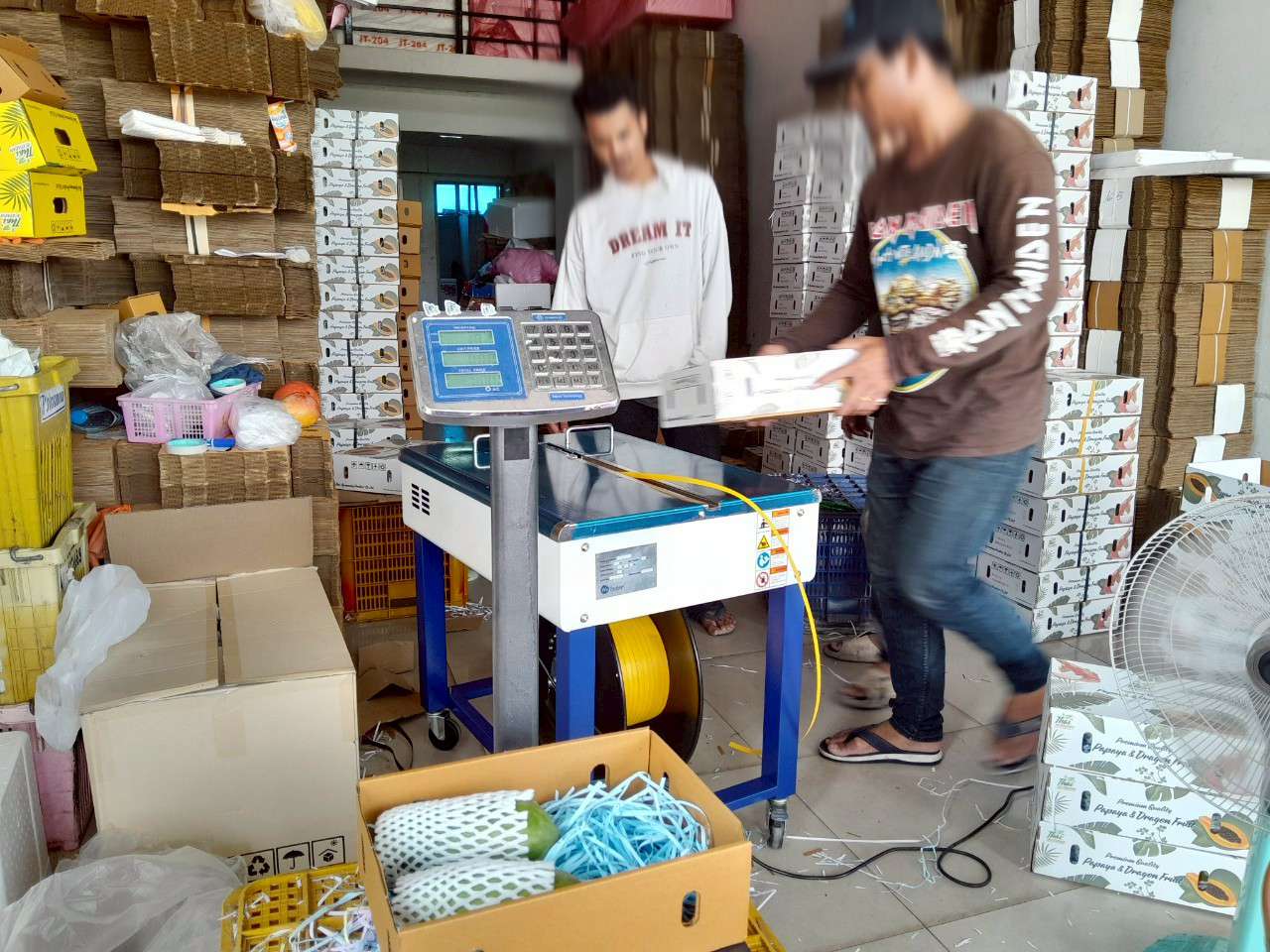 จัดส่งเครื่องรัดกล่อง รุ่น WE-802U