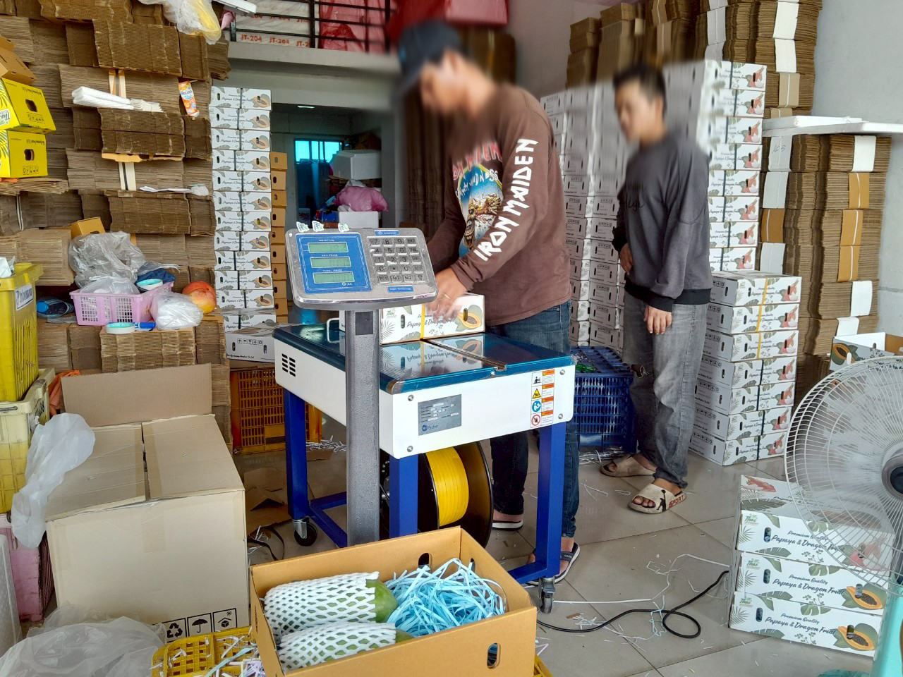 จัดส่งเครื่องรัดกล่อง รุ่น WE-802U